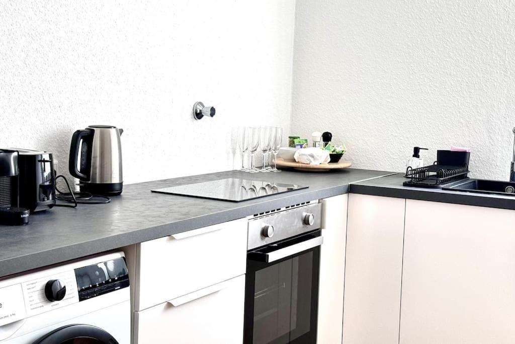 Moderne Wohnung In Stadionnaehe Mit Parkplatz Dortmund Exterior foto