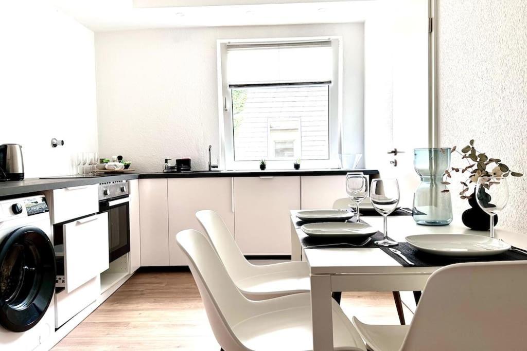Moderne Wohnung In Stadionnaehe Mit Parkplatz Dortmund Exterior foto